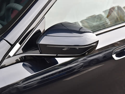 2026�� �Ŀ� 530Li ������ M�˶���װ