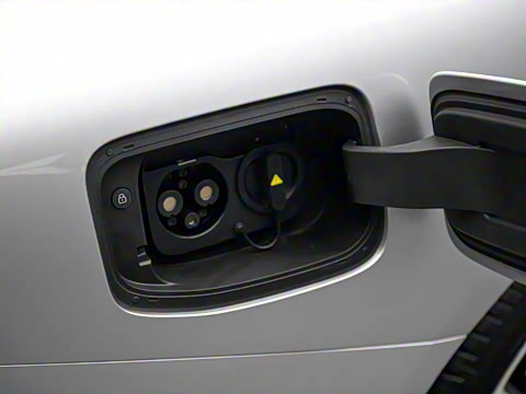 2025�� 750 ���������� Ultra