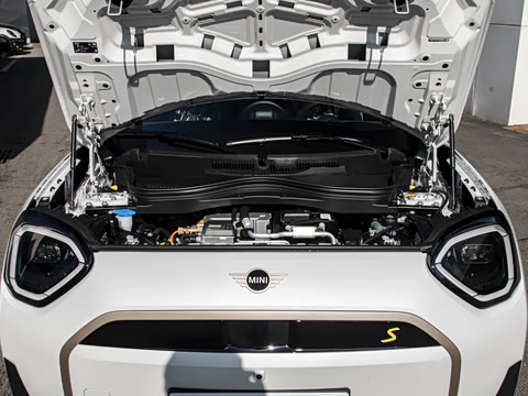 2025�� SE ������