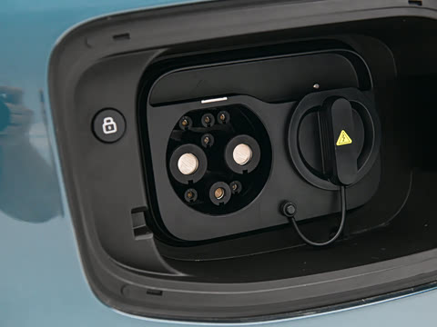 2025�� 820 �������� Ultra