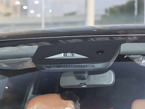 2025�� 205km Pro+��