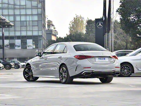 2025�� �Ŀ� C 350 eL