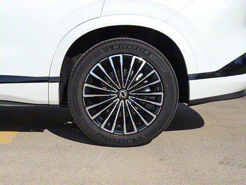 2025�� 185KM�����