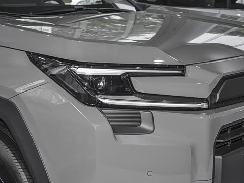 2026�� 2.0L ����������