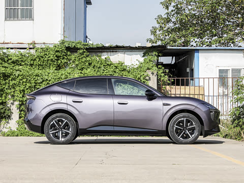 2026�� ���� 650 PLUS