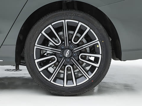 2027�� ������ 1.6T ��
