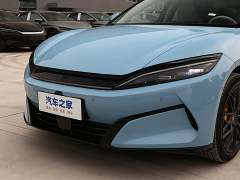 2025�� EV 701KM�����״��콢��