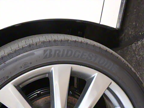 2025�� 2.0L �Զ���ҫ��