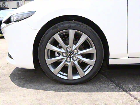 2025�� 2.0L �Զ���ҫ��