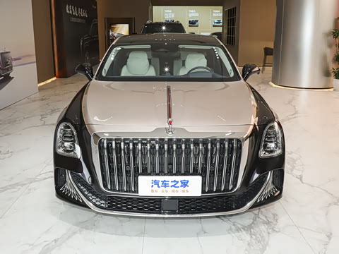 2024�� 4.0T V8��