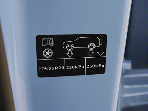 2025�� Ԫ�����а�