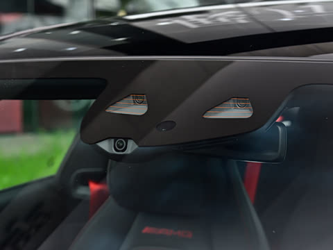2026�� �Ŀ� AMG CLE 53 4MATIC+ ���ܳ�
