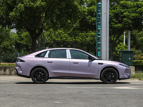 2026�� 560MAX