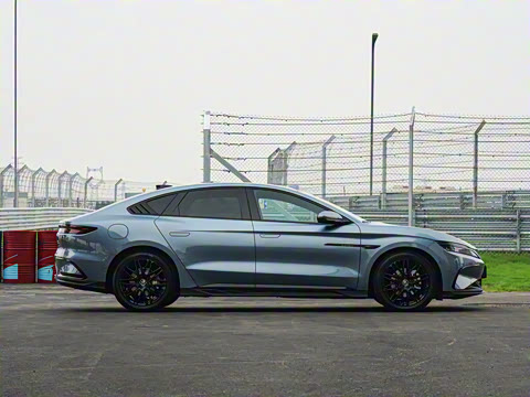 2025�� DM-i �Ǽݰ� 245KM�����״��콢��