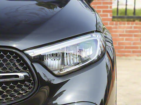 2026�� GLC 260 4MATIC ����SUV