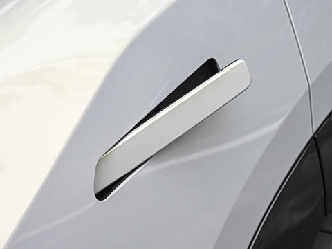 2026�� 610 Max