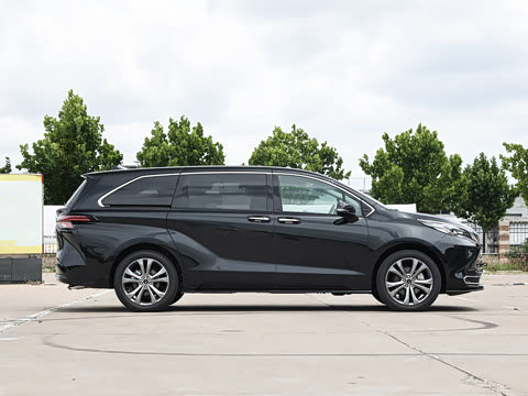 2027�� 2.5L ˫��������������