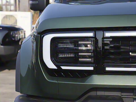 2025�� Ԫ�����а�