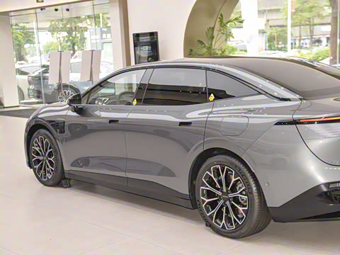 2025�� �����������Ǽݰ� 100kWh