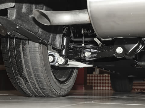 2025�� 2.0T ������ҫ��