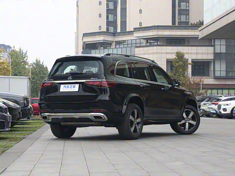 2026�� GLS 450 4MATIC ������