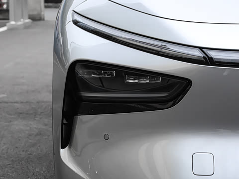 2026�� ���� 602 Max �콢��