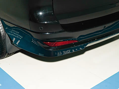 2027�� 2.0L ������ 7��