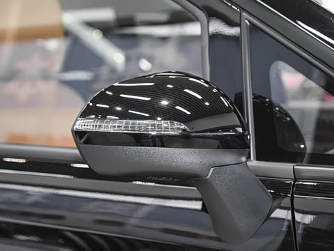 2026�� 2.0L �ֶ����ᾫӢ�� 7�� CNG