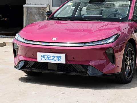 2026�� 535 MAX�����