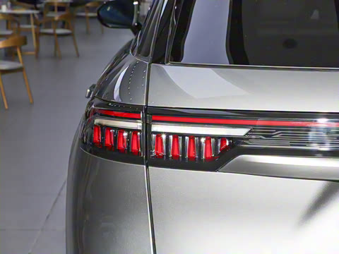 2026�� 1.5T 210KM������