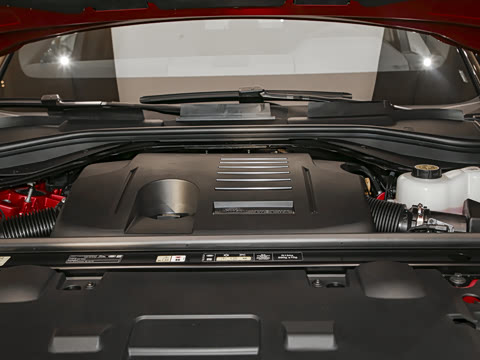 2025�� 400PS Dynamic HSE