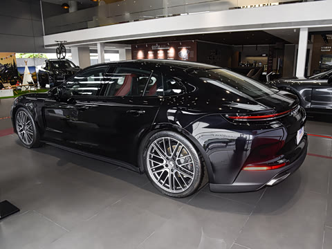2026�� Panamera ������ 2.9T
