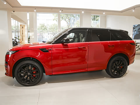 2025�� 400PS Dynamic HSE