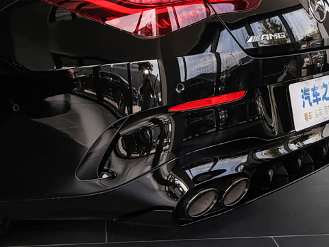 2025�� AMG CLA 45 S 4MATIC+