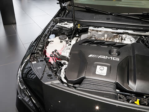 2025�� AMG CLA 45 S 4MATIC+