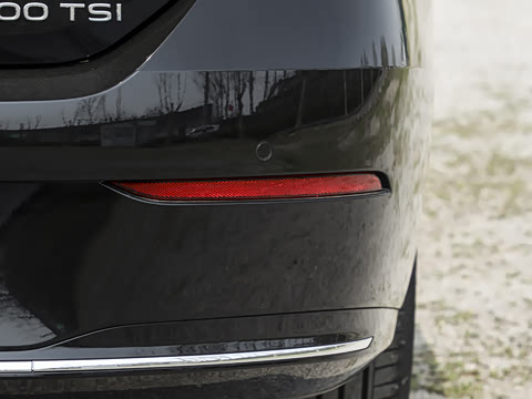 2026�� L 300TSI DSG ������