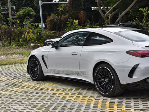 2025 Ŀ AMG CLE 53 4MATIC+ ܳ