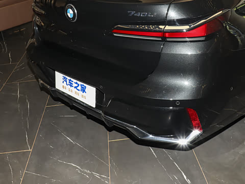 2026�� 740Li ������ M�˶���װ