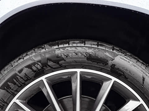 2025�� �Ŀ� GLE 450 4MATIC ������