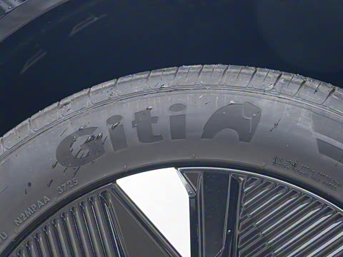 2025�� ����600 Pro