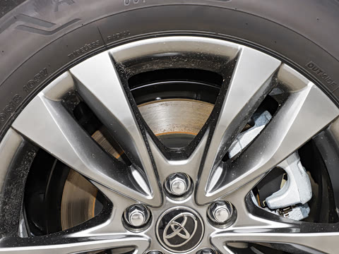 2026�� 2.5L ����׿��318��