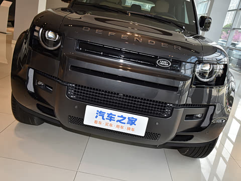 2026�� 110 3.0T P400 X-Dynamic HSE