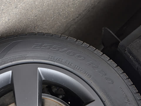 2026�� 110 3.0T P400 X