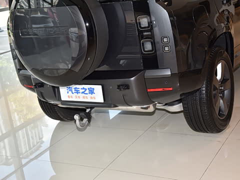 2026�� 110 3.0T P400 X-Dynamic HSE