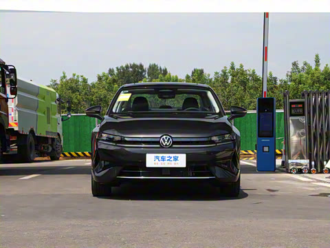 2026�� L 300TSI DSG ������