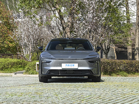 2026�� 710 Ultra�����״��