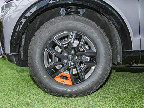 2025�� 2.3T EcoBoost ���ش�Խ�� 5��