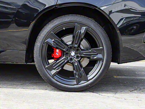 2025�� M50 xDrive