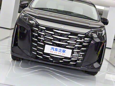 2026 DM-i 1.5T 218KM Խ