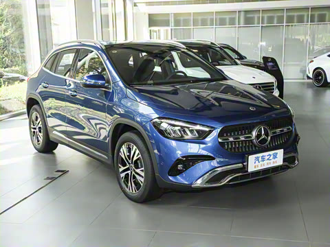 2025�� �Ŀ� GLA 220